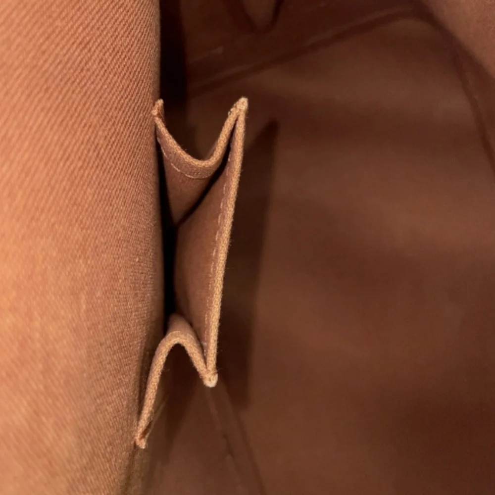 Louis Vuitton authentic chic